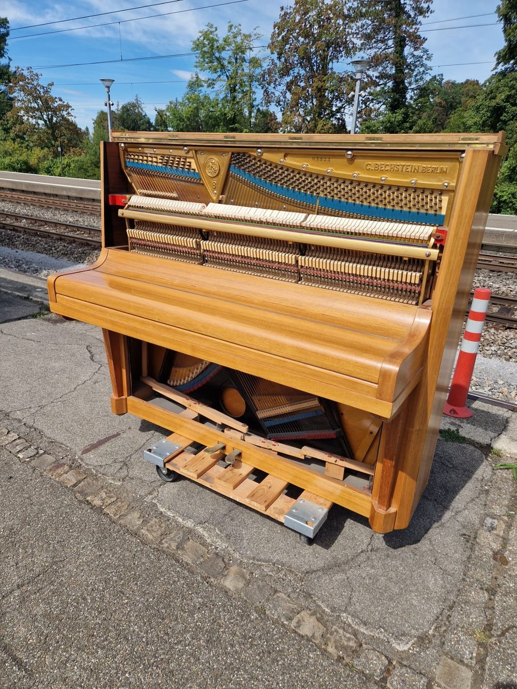 Strumenti musicali: C. Bechstein Klavier - Berlin, - Ref. 08/26 – Usato da Au ZH venduto da BrockiAu