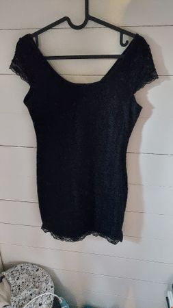 Elegantes Schwarzes Spitzenkleid Gr. M Sommerkleid