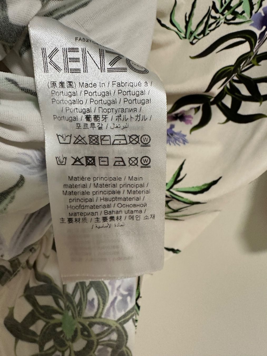 Kenzo Top: KENZO Top Gr M – Nuovo (secondo la descrizione) da Basel venduto da iulia_haul 4