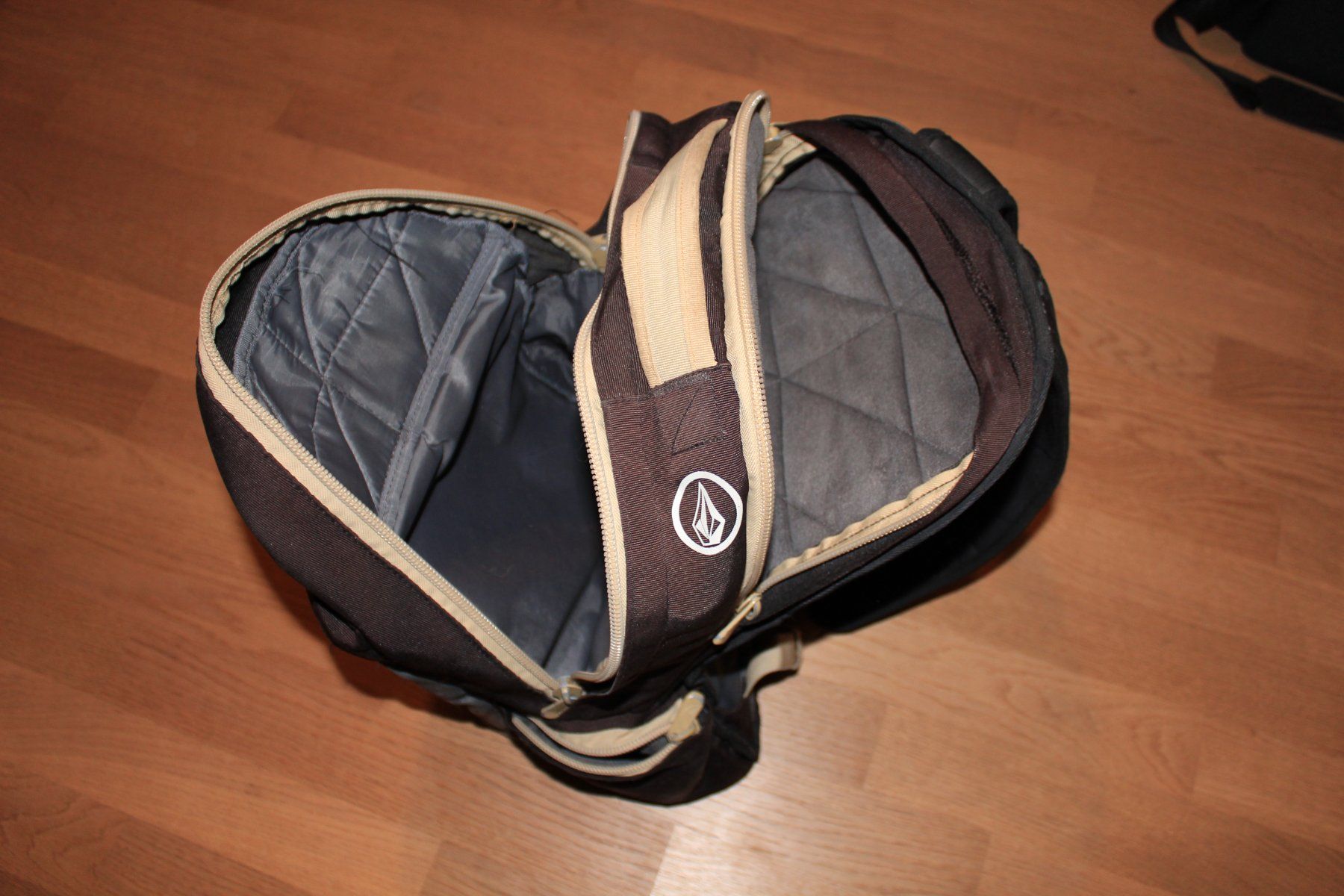 Rucksäcke: Volcom Rucksack – Gebraucht aus Männedorf von biancyur 2