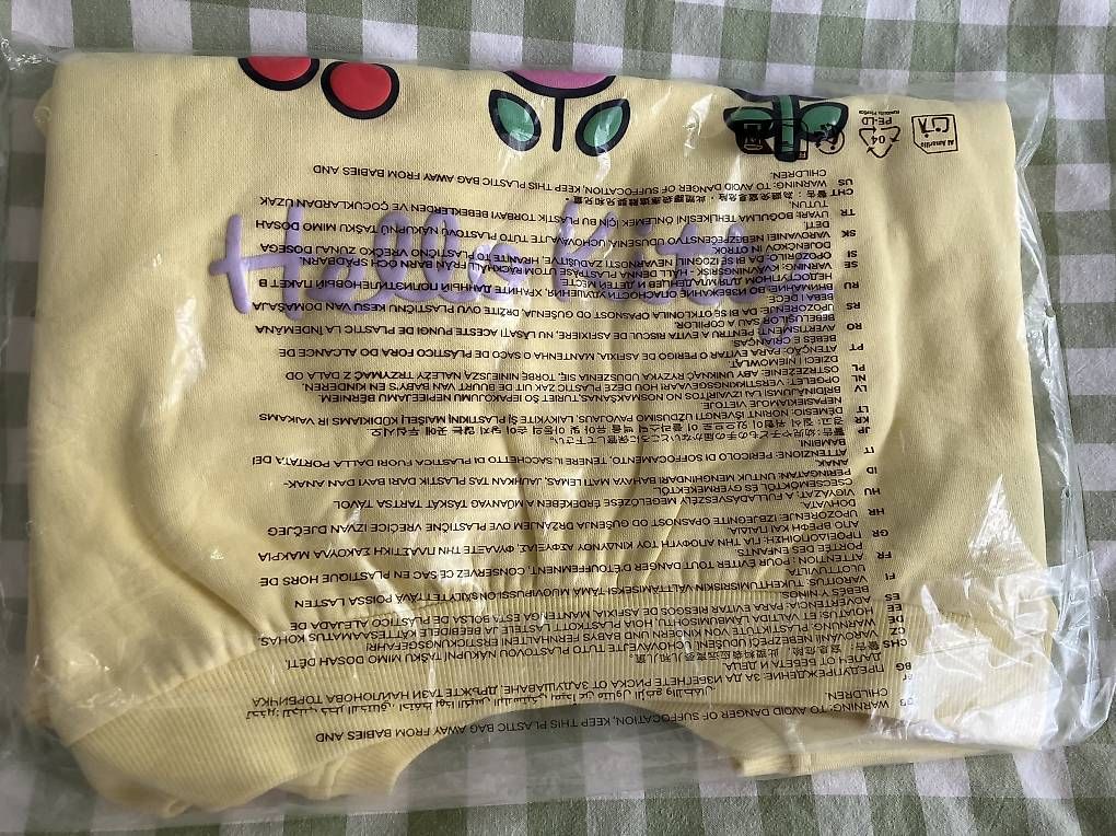 Pulls et sweat-shirts: Hello Kitty Pullover H&M Gr. 134/140 NEU – D'occasion à Zollikon par CorViv 1