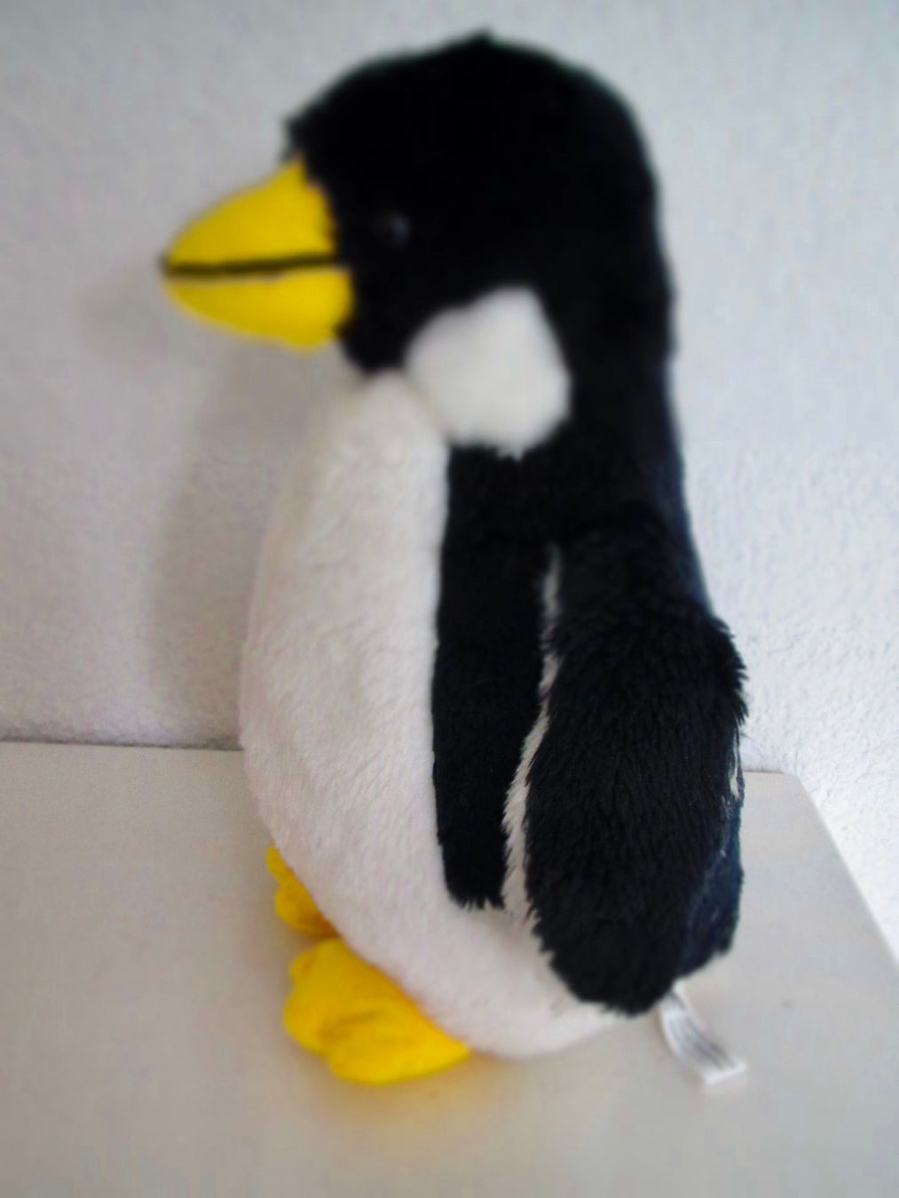 Spielzeuge: PELUCHE PINGOIN – Gebraucht aus Murten von Selliot