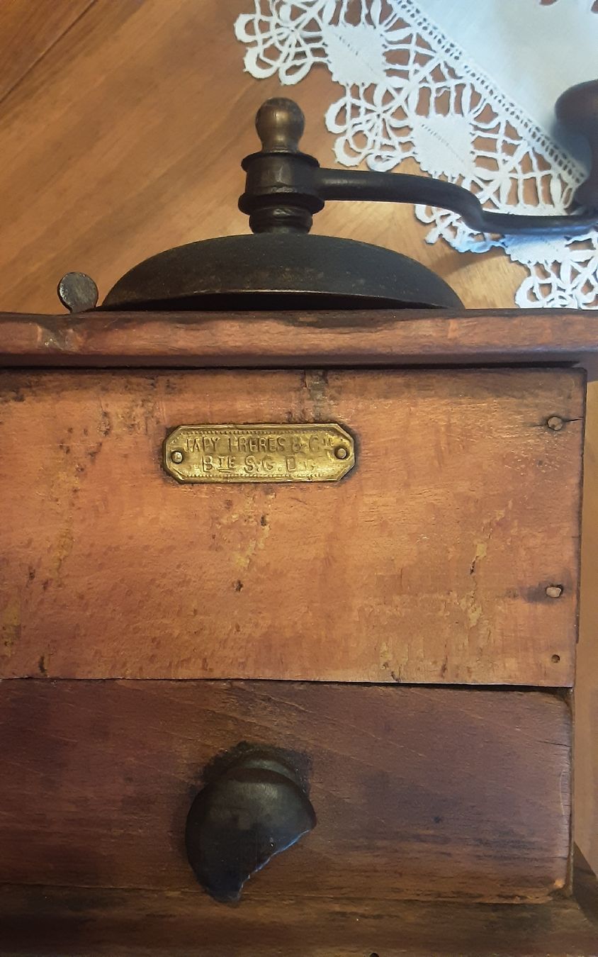 Elettrodomestici da cucina: antik Kaffeemühle  – Usato da Ambrì venduto da Maerz87 2