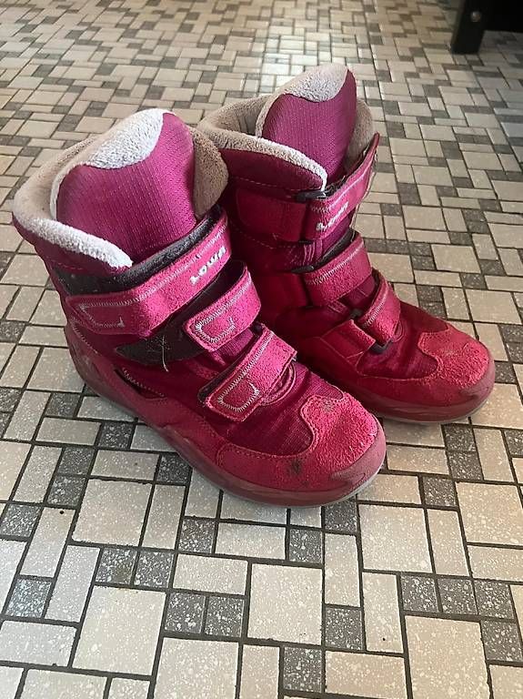 Scarpe per ragazzi: Lowa Winter Schuhe Grosse 33 – Usato da Schmitten FR venduto da alpi.