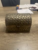Schmuck Schatulle aus Metall mit Struktur gebraucht