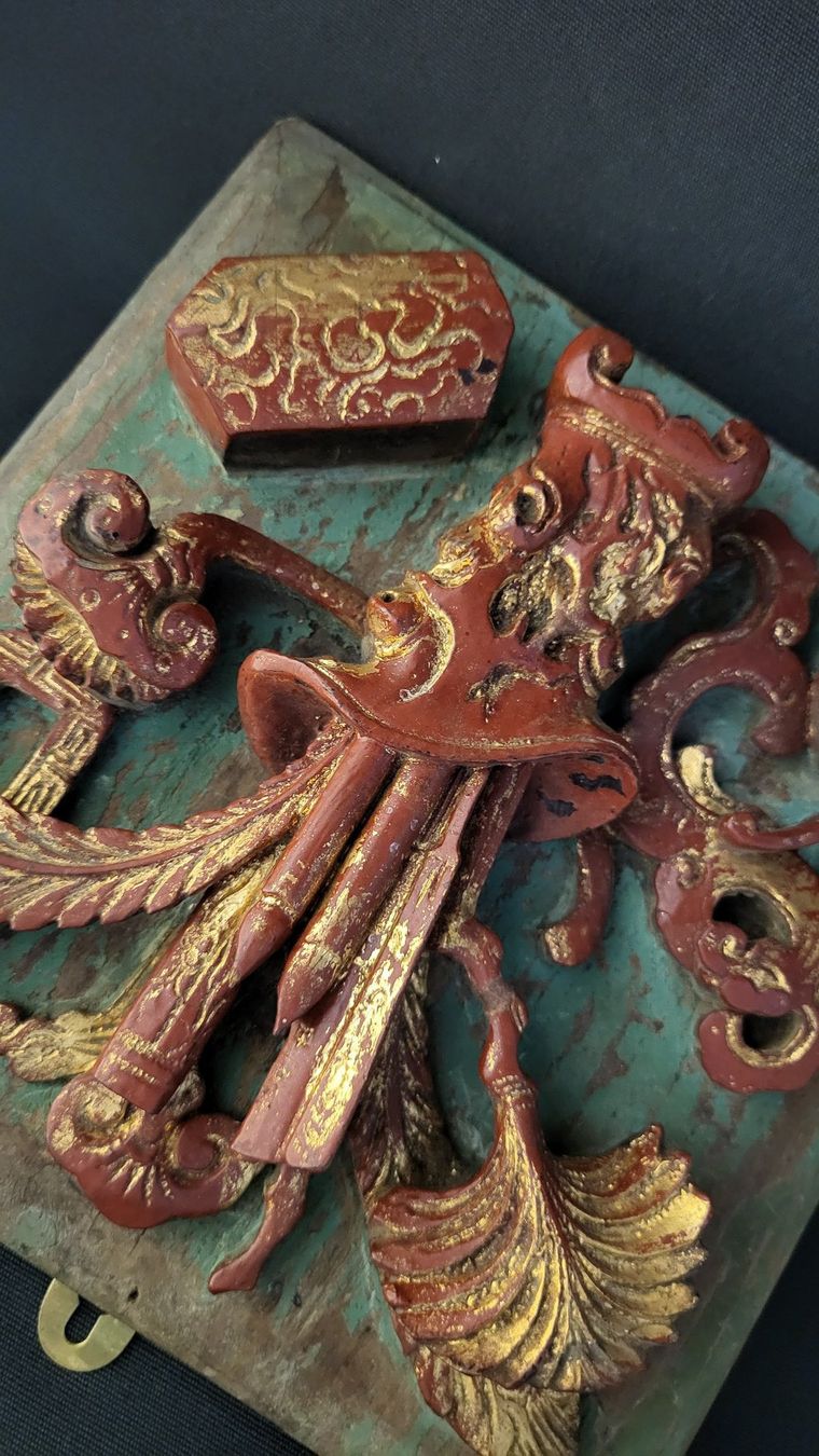 Statuette: Antikes asiatisches Holzrelief – Usato da Basel venduto da spinne02 3