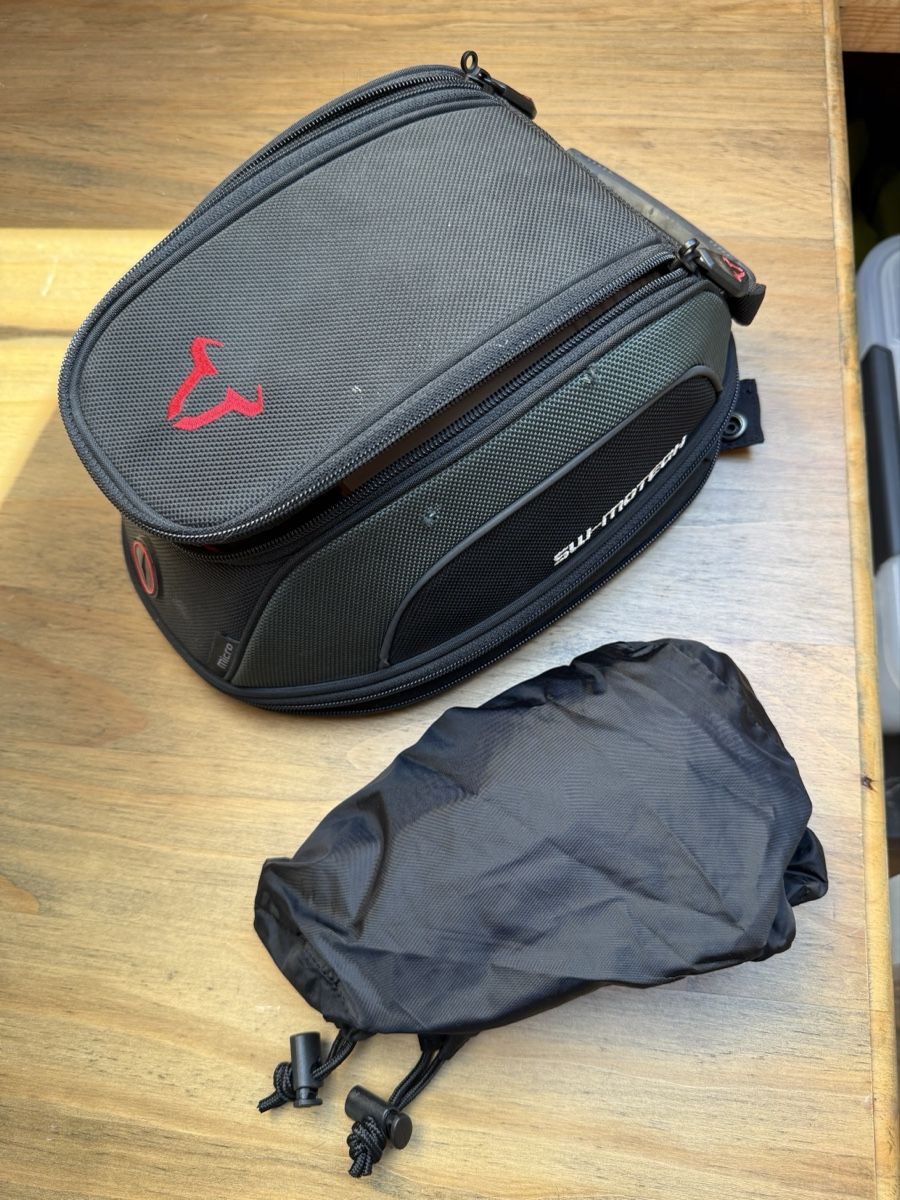 SW-Motech Borse: SW-Motech Motorrad Tankrucksack EVO  – Usato da Andwil TG venduto da Beats19