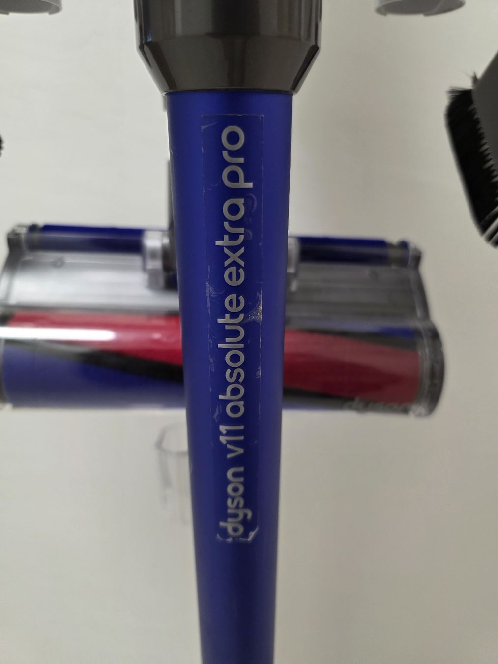 Dyson Aspirapolveri & Accessori: Dyson V11 Absolute Extra Pro Staubsauger - Top Zustand! – Usato da Bottighofen venduto da syogar 8