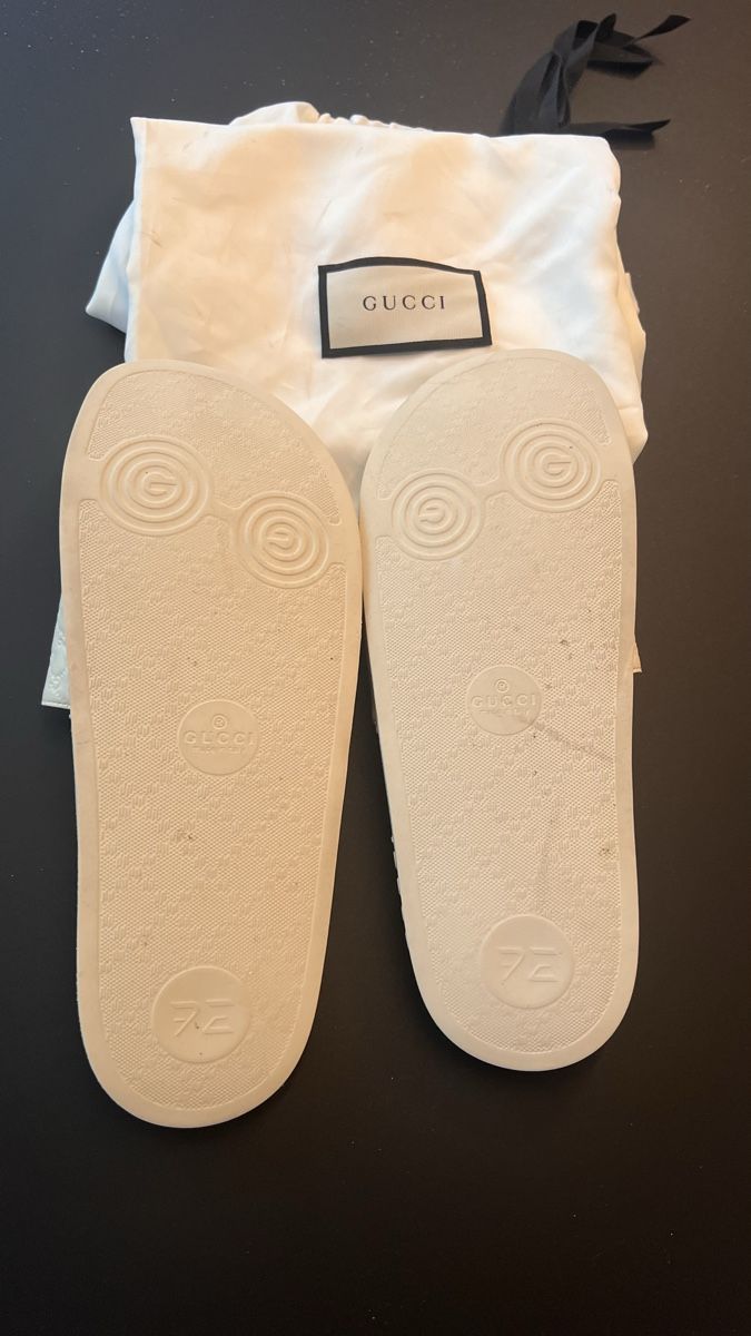 Herrenschuhe: gucci slides – Gebraucht aus Zürich von pirua 1