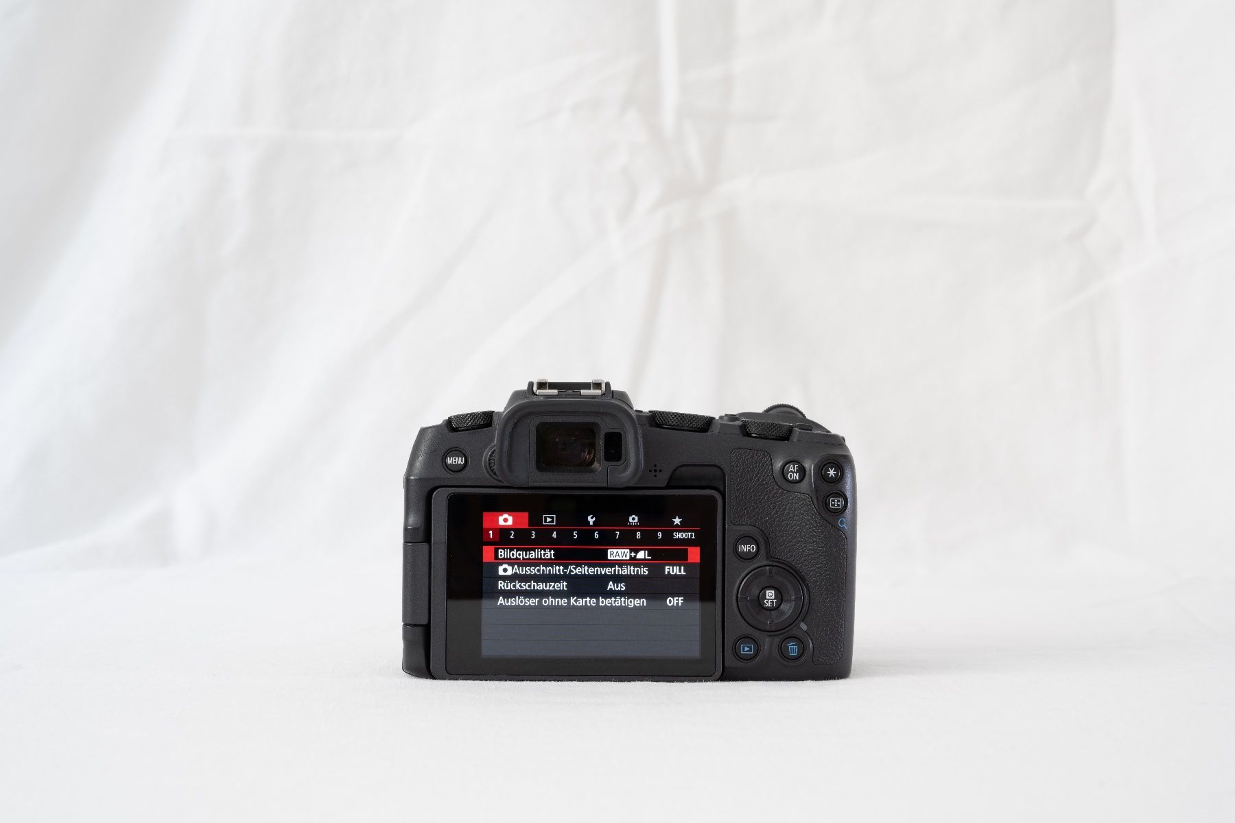 Canon Fotocamera: Canon EOS RP – Usato da Zürich venduto da nadiachrist 5