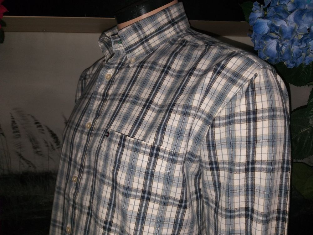 Tommy Hilfiger Camicie: Chemise / Hemd TOMMY HILFIGER    Taille / Grosse L ..... – Usato da Cossonay-ville venduto da Super-Price-Quality 4