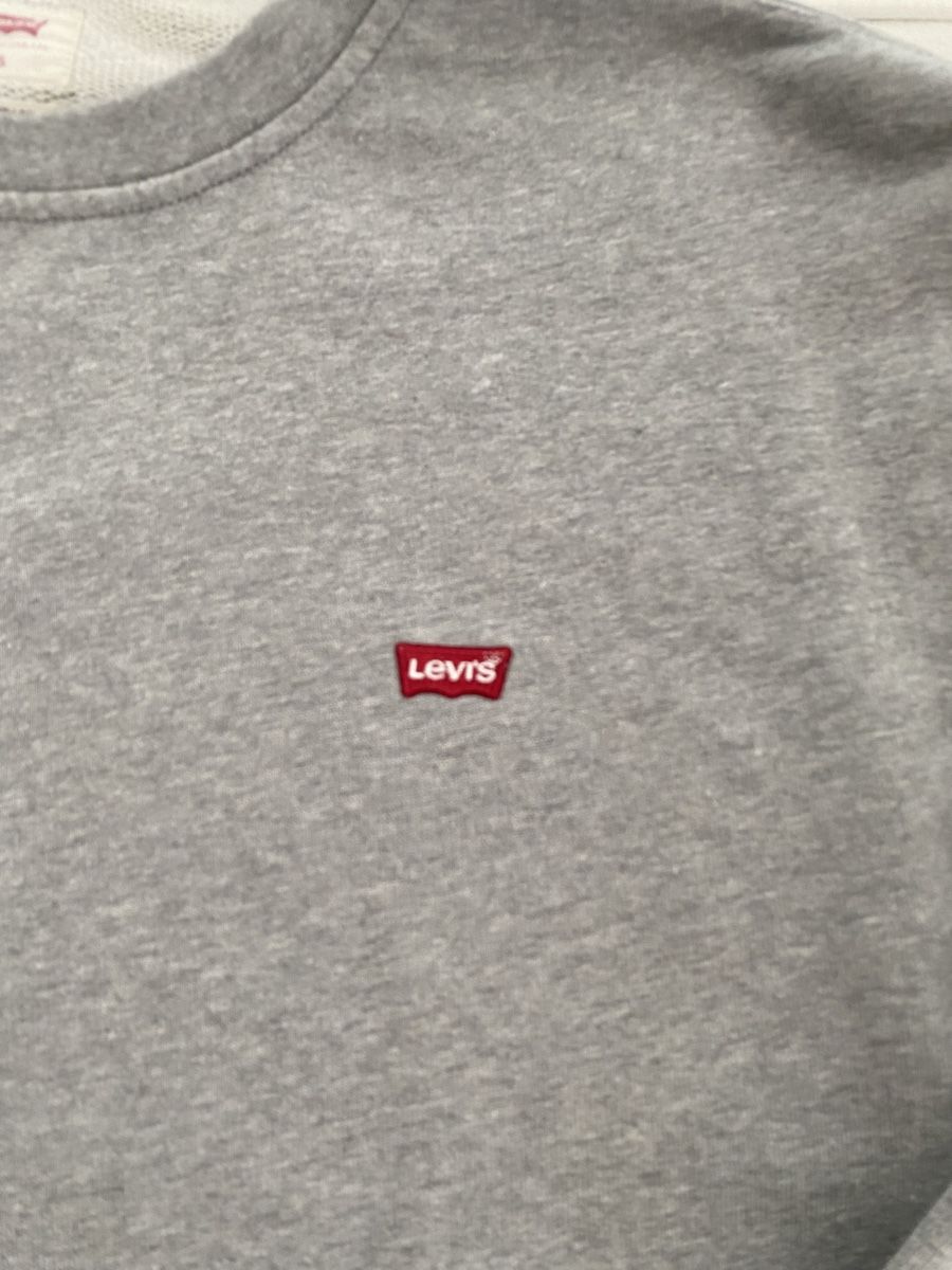 Levi's Pullover & Sweatshirts: Levis Pullover – Gebraucht aus Opfikon von Luis144 1