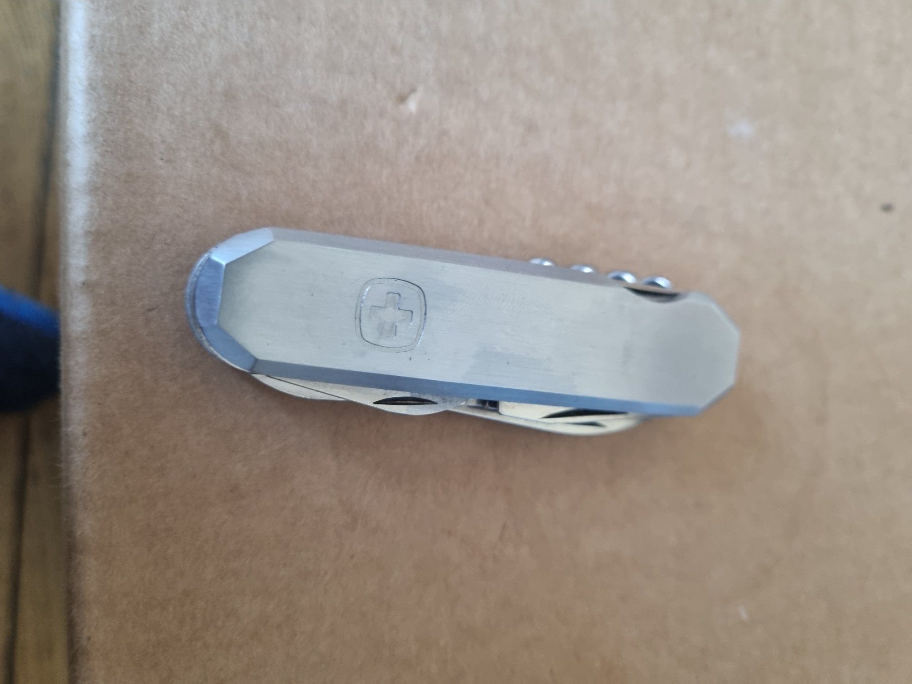 Wenger Coltelli tascabile: Wenger Taschenmesser – Usato da Schaffhausen venduto da Leveron13 3