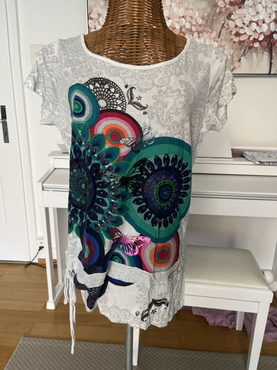 Desigual T-shirt: Desigual Shirt, S – Usato da Solothurn venduto da Bobesch08