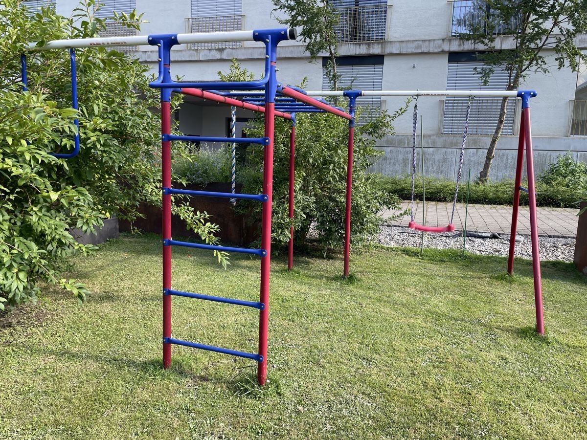 Sonstige Gartenschaukeln: Klettergerüst mit Schaukel  – Gebraucht aus Bubikon von Thebasi 1