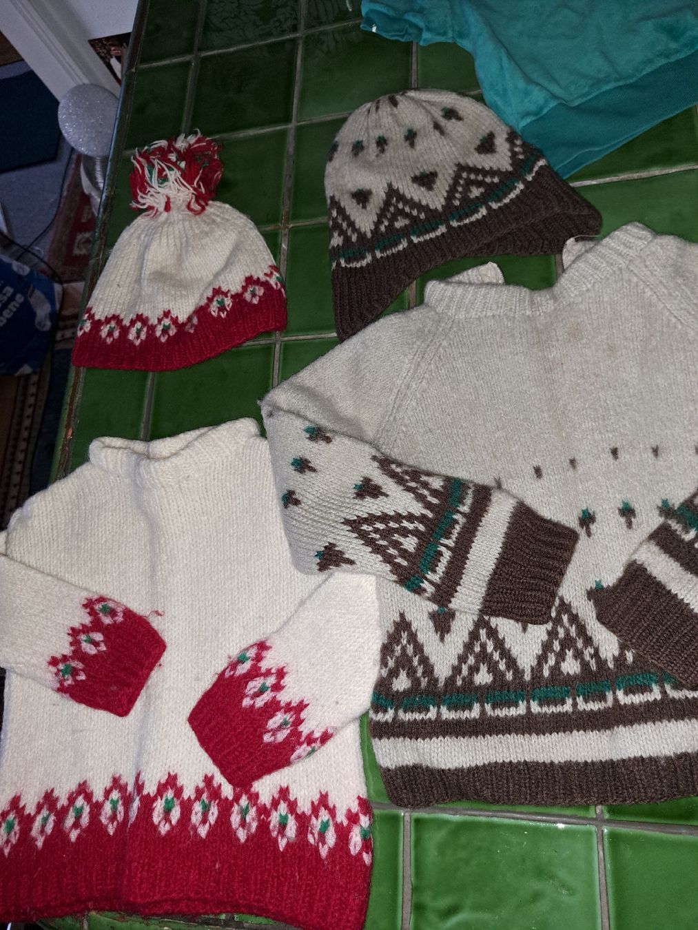 Lotti & Set di vestiti: Winter-Set,teils Handgestrickt, Grösse 92/98,  – Usato da Kölliken venduto da Upcycling-by-Mc-TAM 1