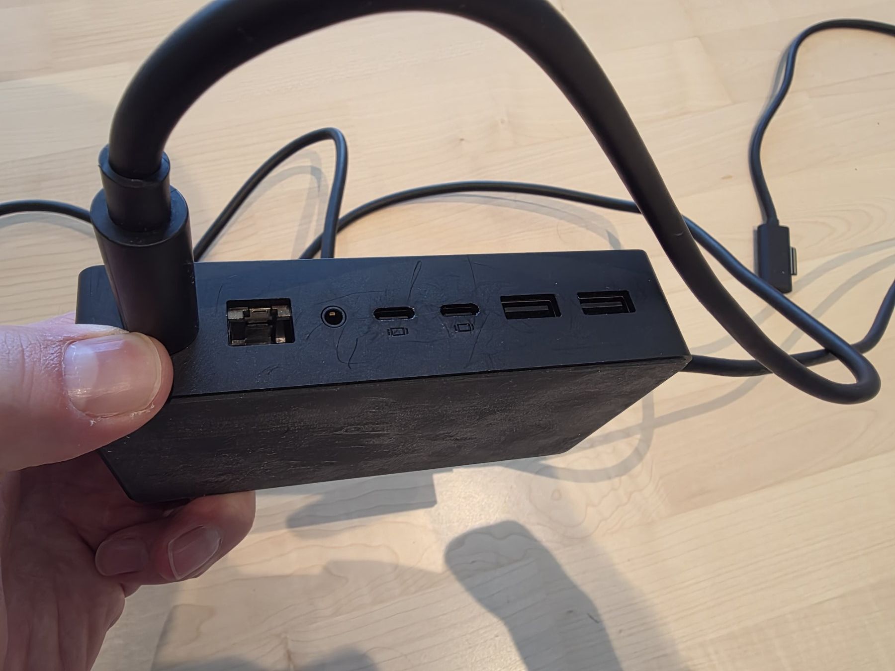 Microsoft Docking station: Microsoft Surface Dock 2 – Dockingstation, USB-C/USB-A/LAN – Usato da Reinach BL venduto da Sportli 3