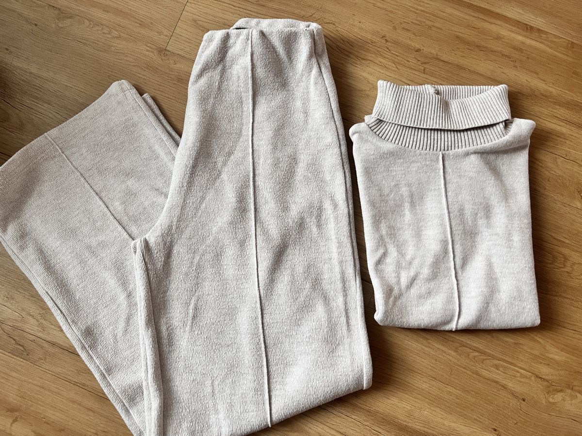 C&A Lotti di vestiti: Zweiteiler C&A – Usato da Lohn SH venduto da Microzoff 1