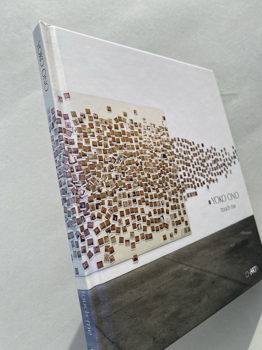 Libri: Yoko Ono "touch me" Kunstbuch / Artbook – Usato da Zürich venduto da Coffeetable88 5