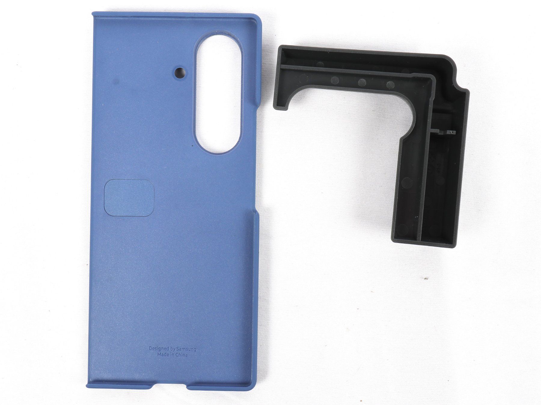 Samsung Cover & Protezioni schermo: SAMSUNG Galaxy Z Fold7 Silicone Case – Nuovo (secondo la descrizione) da Steinen venduto da Restwert_Steinen 4