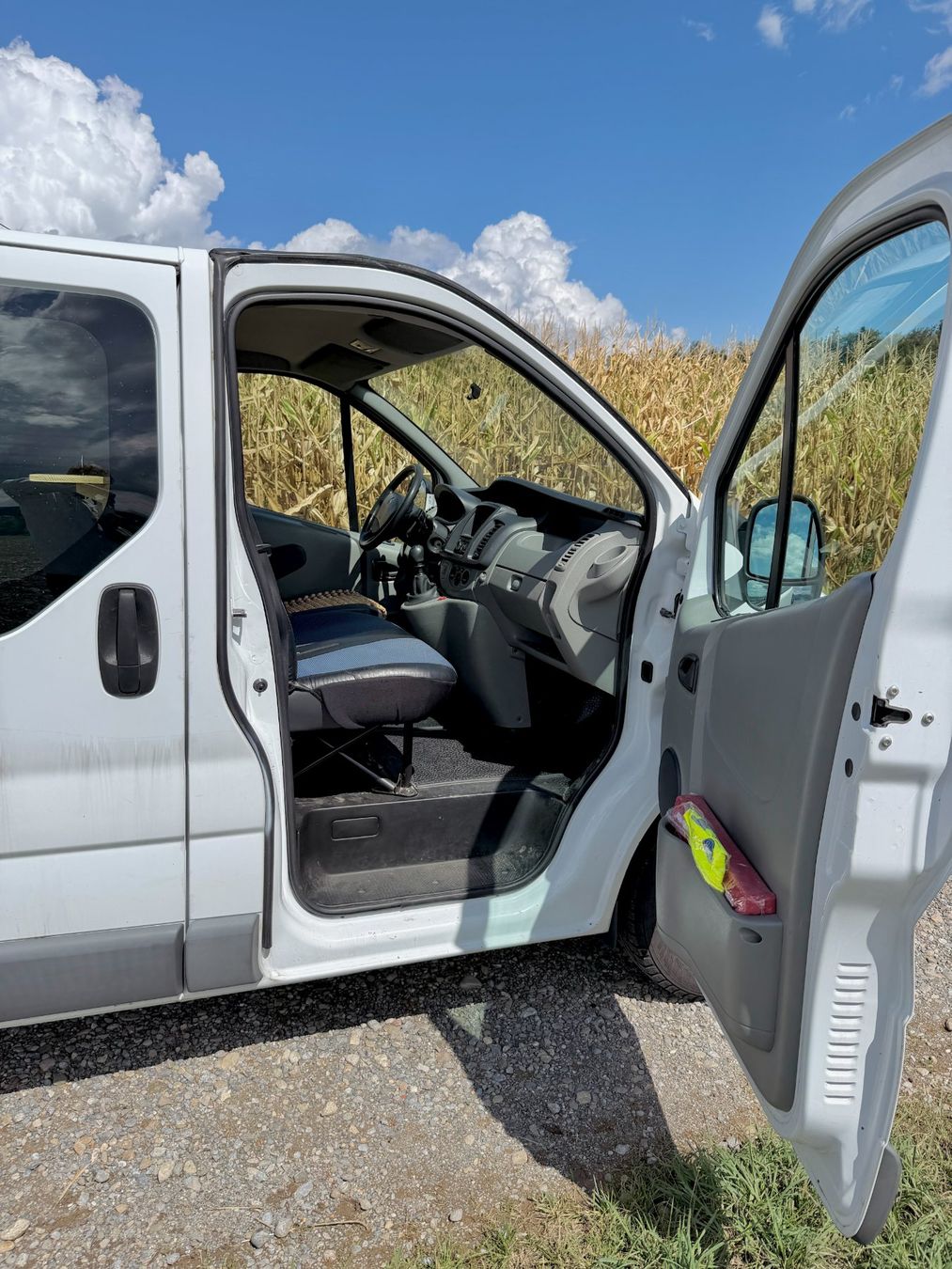 Renault Camping Fahrzeuge: Renault Trafic dCI 90 - Camper Ausbau – Gebraucht aus Baar von Jonathanfreeman 8