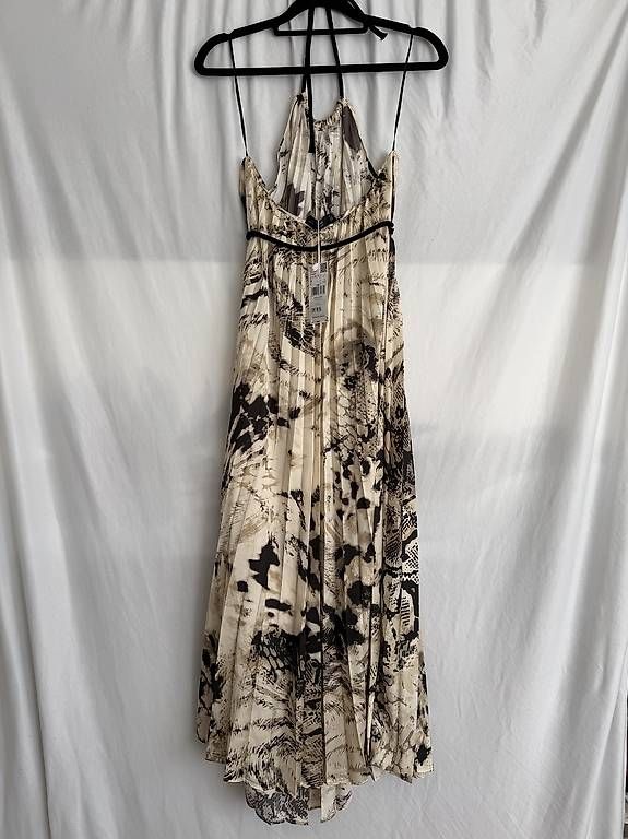 Vestiti: Neues Mango Kleid, Gr. M – Usato da Opfikon venduto da dan_pkf7 2