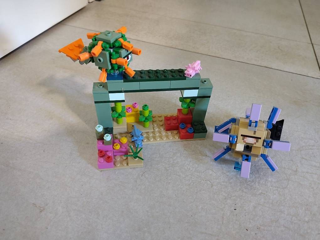 Lego Kit di costruzioni: Lego Minecraft mer – Usato da Petit-Lancy venduto da chevalier