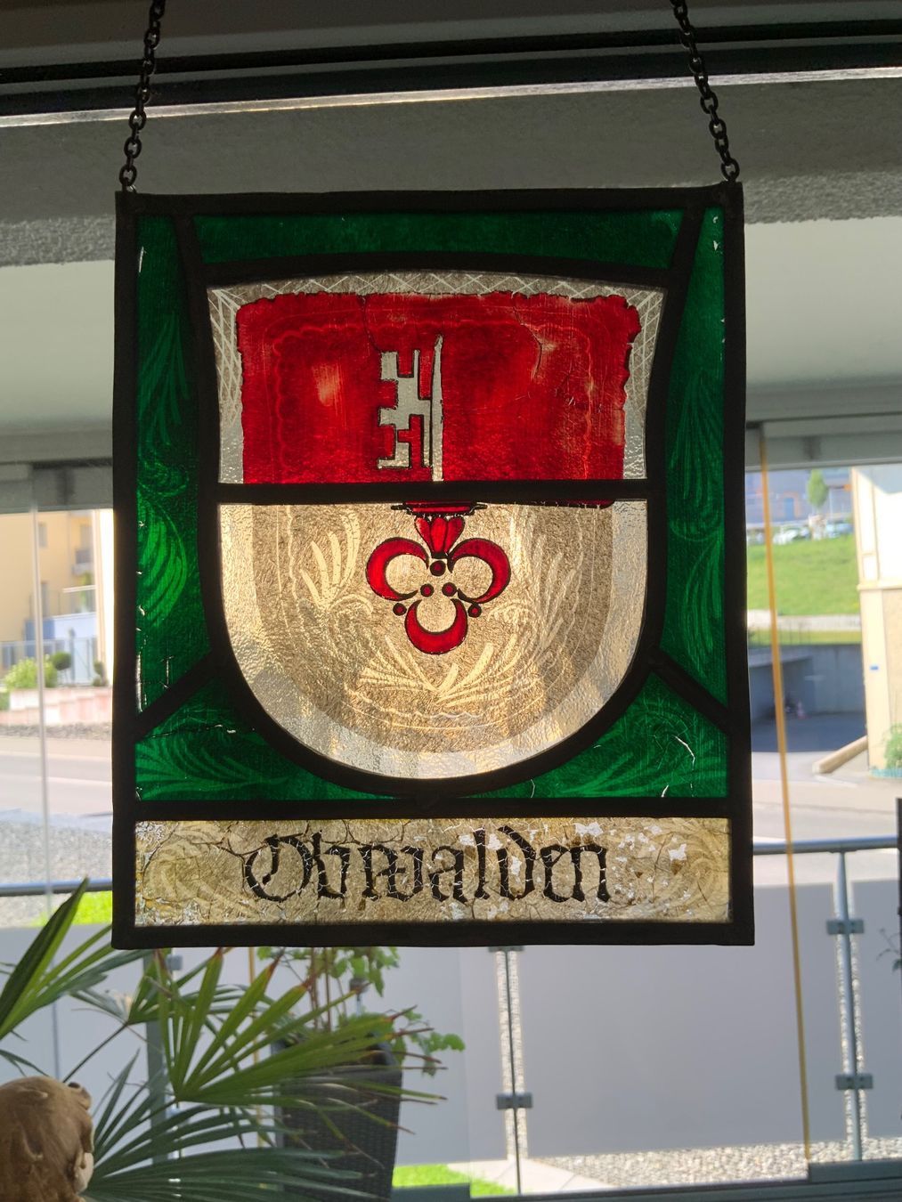 Autres antiquités ou arts: Buntglas Fenster Wappen Obwalden – D'occasion à Schübelbach par Hecht11.