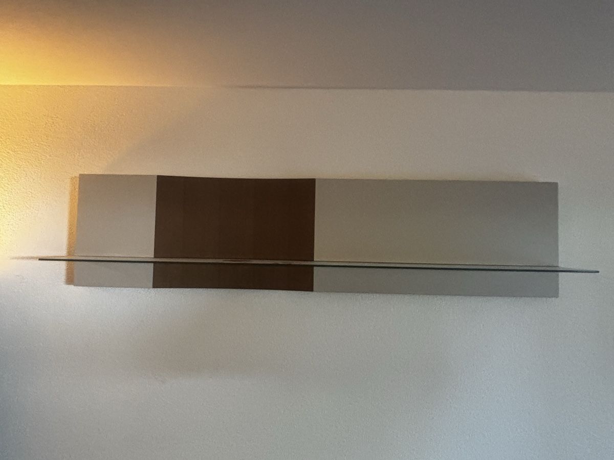 Cassettiere: Sideboard mit integriertem Licht und passendem Tablar – Usato da Ostermundigen venduto da avo_l7kj 1