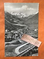 1942 Andermatt, Oberalpbahn, Strasse, Blick gegen die Furka