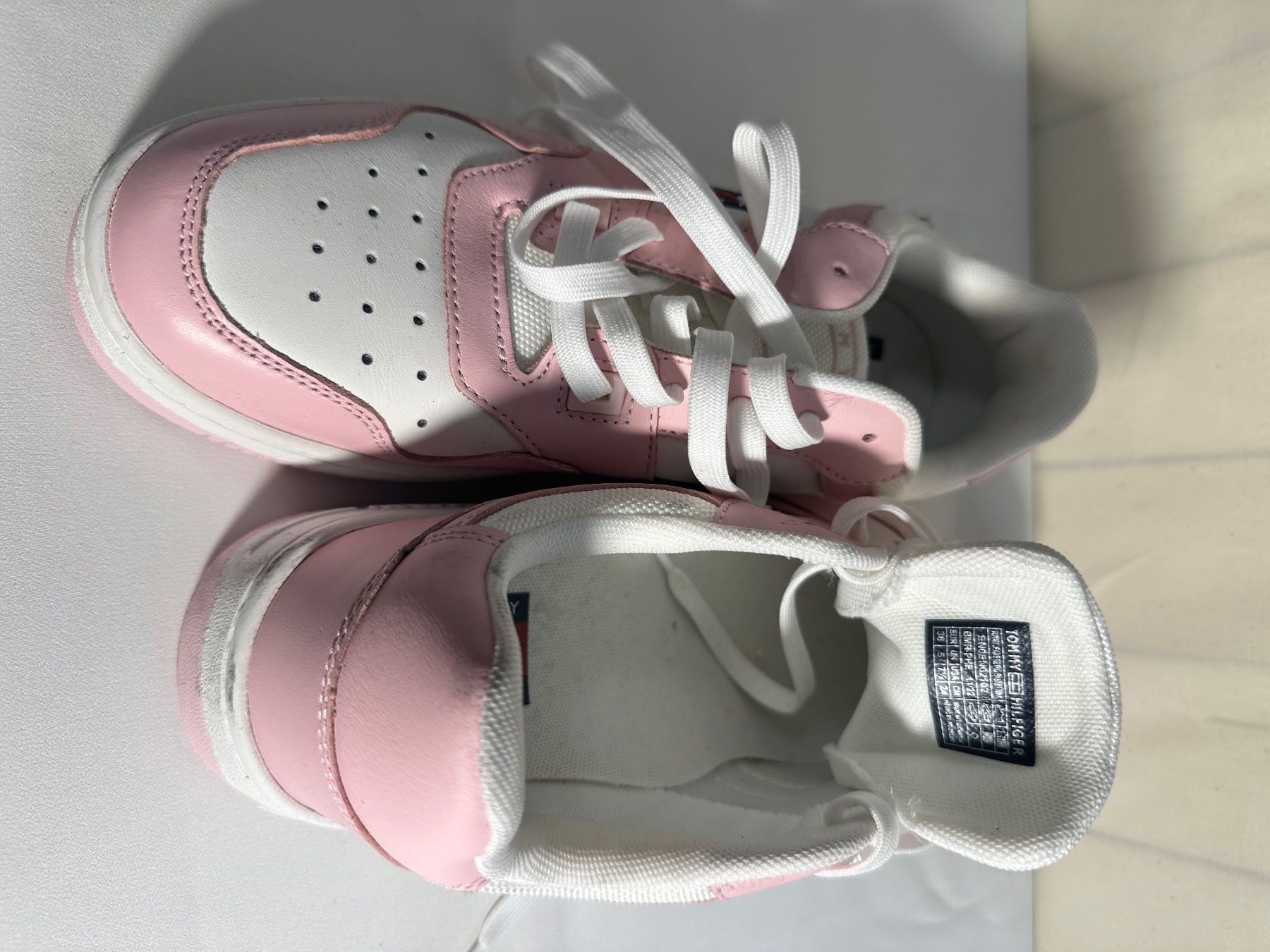 Tommy Hilfiger Scarpe da donna: Tommy Jeans Retro Basket WMN – Nuovo e nell'imballaggio originale da Onex venduto da eri_jx6q 4