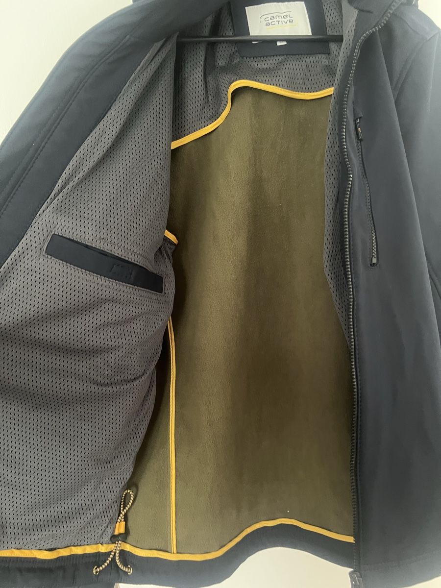 Camel Giacche: Neue Camel Active Jacke 52 (L) – Nuovo (secondo la descrizione) da Zürich venduto da Walllstreet 7