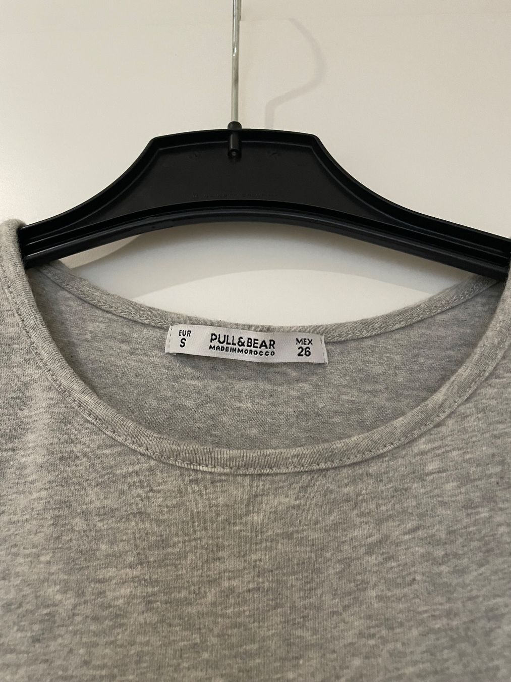 Pull&Bear T-shirt: T-Shirt - Pull&Bear – Nuovo (secondo la descrizione) da La Chaux-de-Fonds venduto da 19_po 2