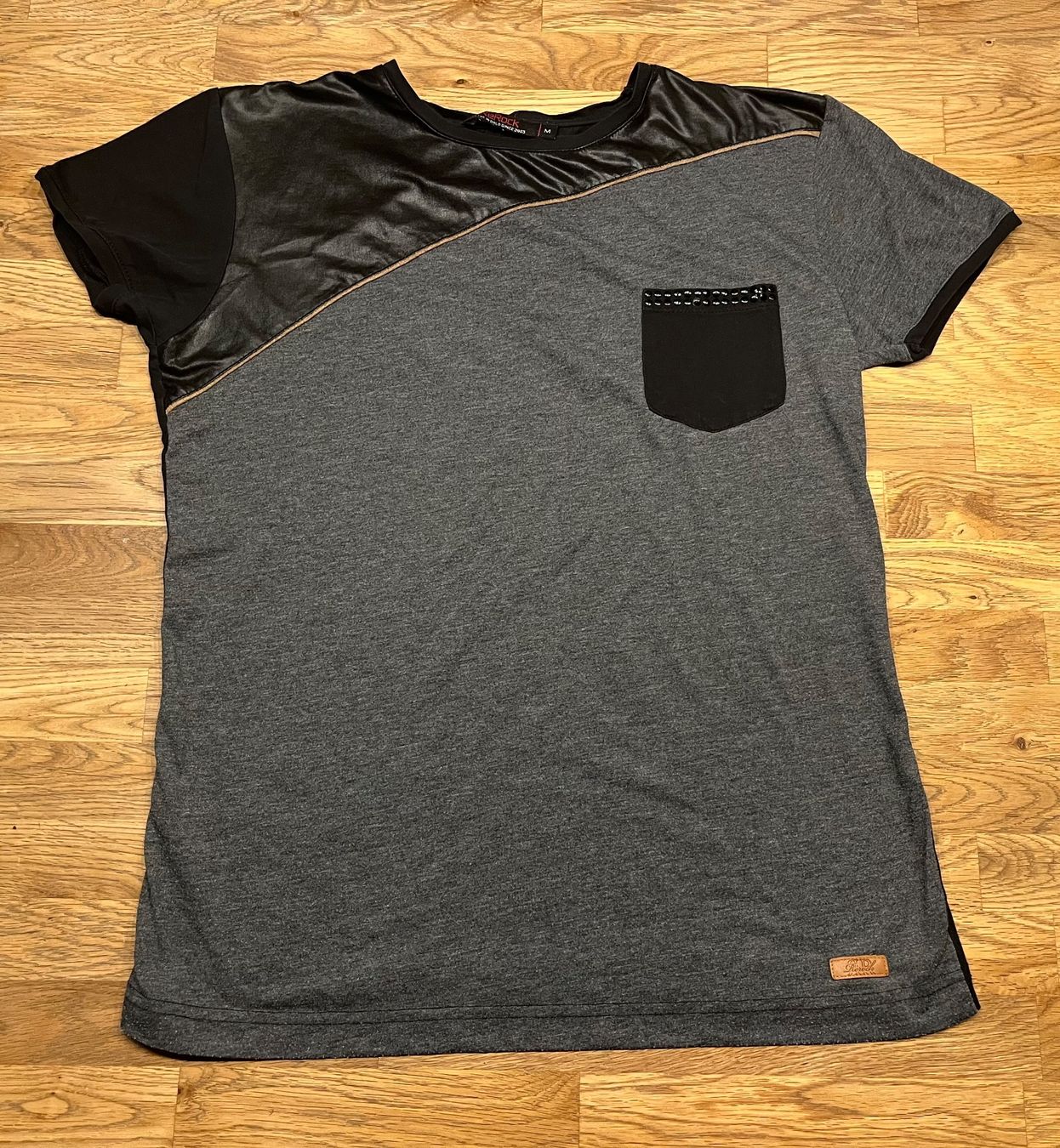 Hemden, T-Shirts & Polos: Shirt Gr.M ( 170-176 ) – Gebraucht aus Oberdorf SO von sa-na