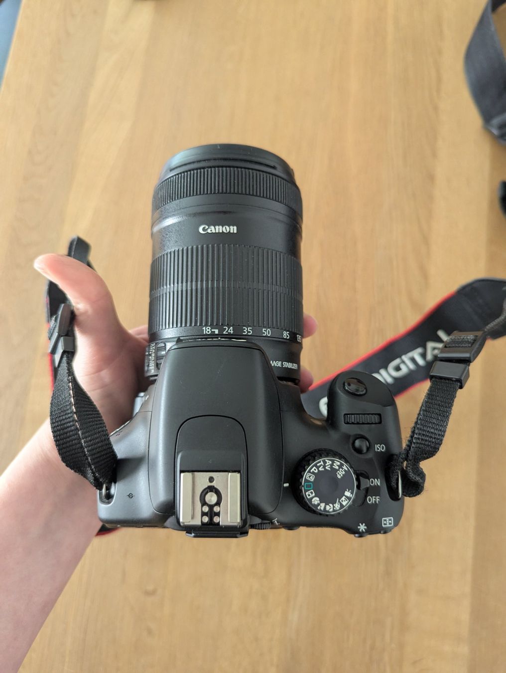 Canon Fotocamera: Canon EOS 550D mit Zubehör – Usato da Luzern venduto da Swetnova 4