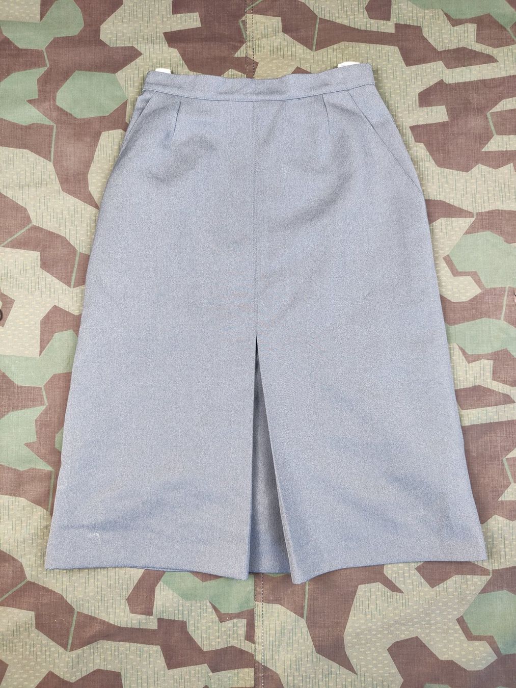 Schweizer Armee Uniformen: Jupe Grösse 38, MFD – Gebraucht aus Bauma von SwissMilitaria 1