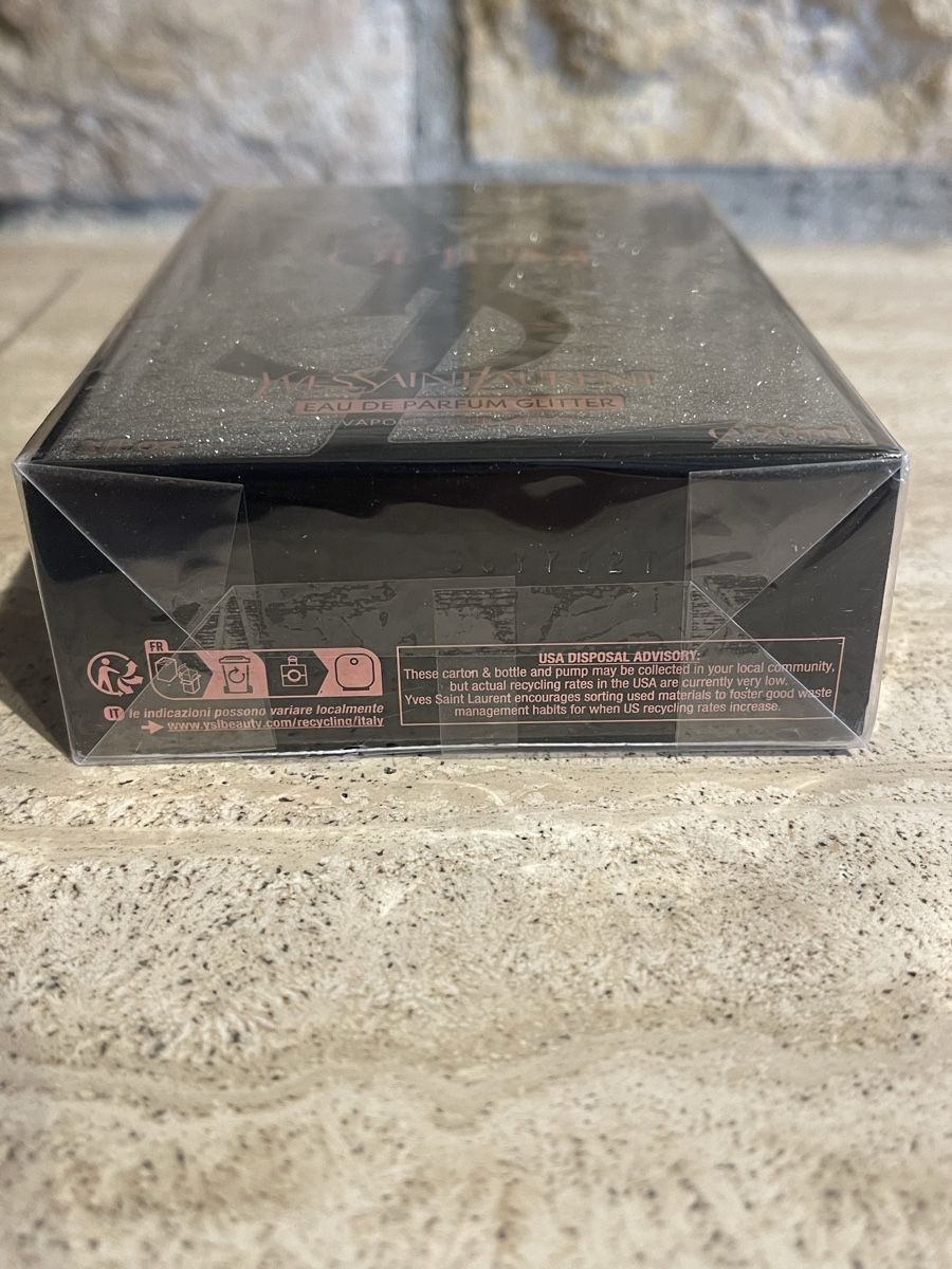 Saint Laurent Profumi & Eau de Toilette: Yves Saint Laurent -Black Opium Glitter 90ml  – Nuovo e nell'imballaggio originale da Oberdorf BL venduto da Fiomina1 1