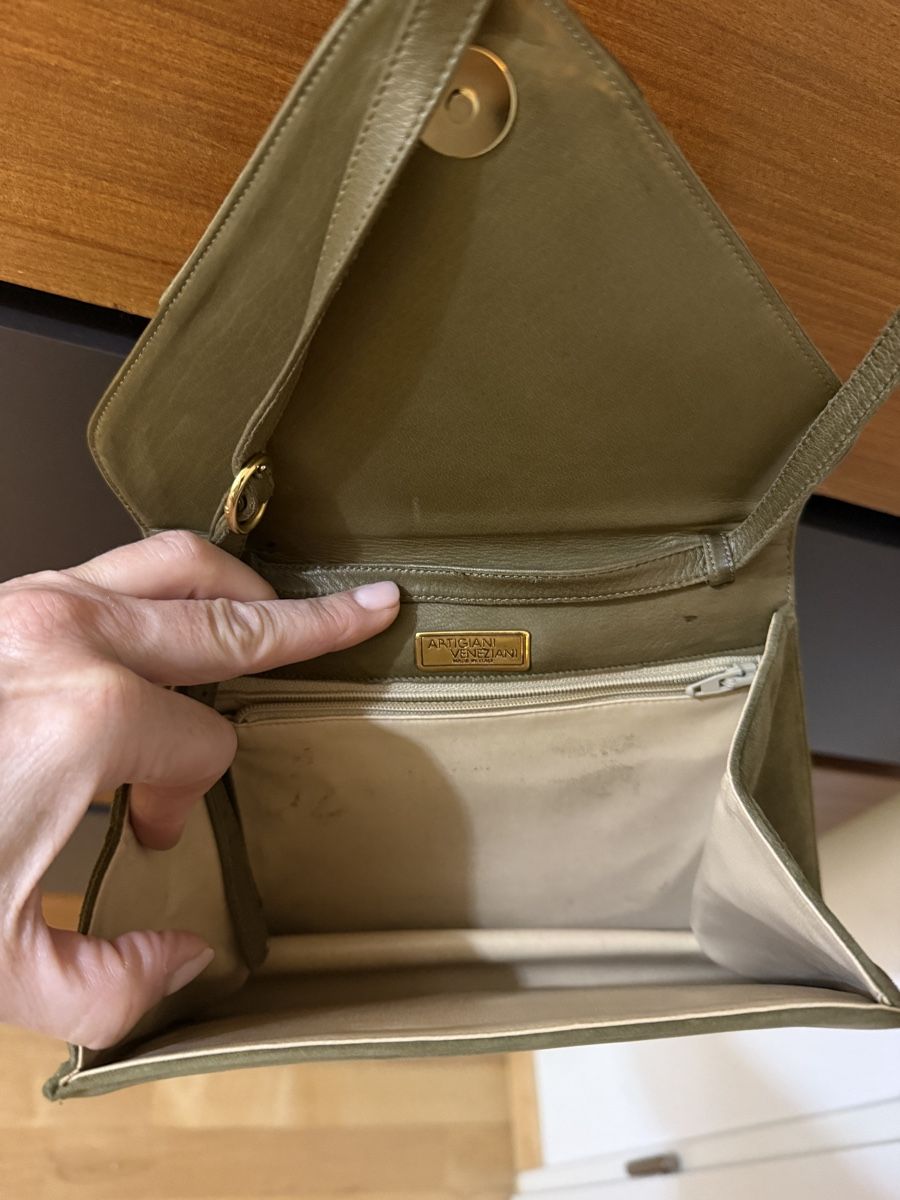 Borse da donna: Wildleder Tasche vintage – Usato da Neerach venduto da the_modern_mini 1