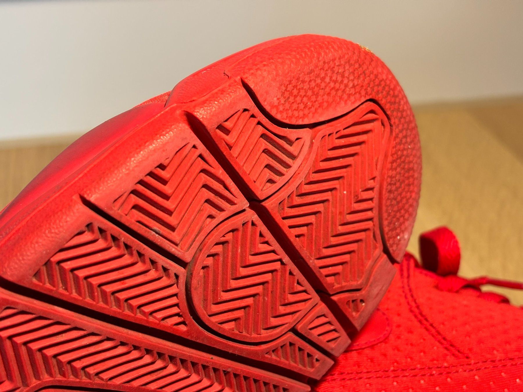 Nike Scarpe da uomo: Nike Flight Squad All Red – Grösse 40.5 – Usato da Wetzikon ZH venduto da Samborghini 6