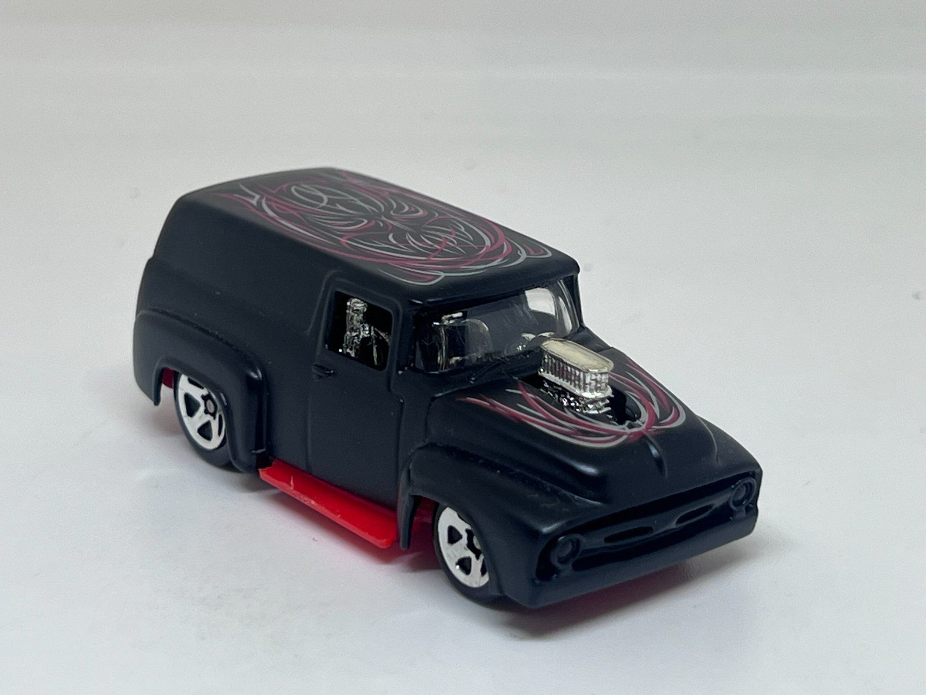 Hot Wheels Modellini d'auto: Hot Wheels '56 Ford – Nuovo (secondo la descrizione) da Wildegg venduto da LaaBoutique