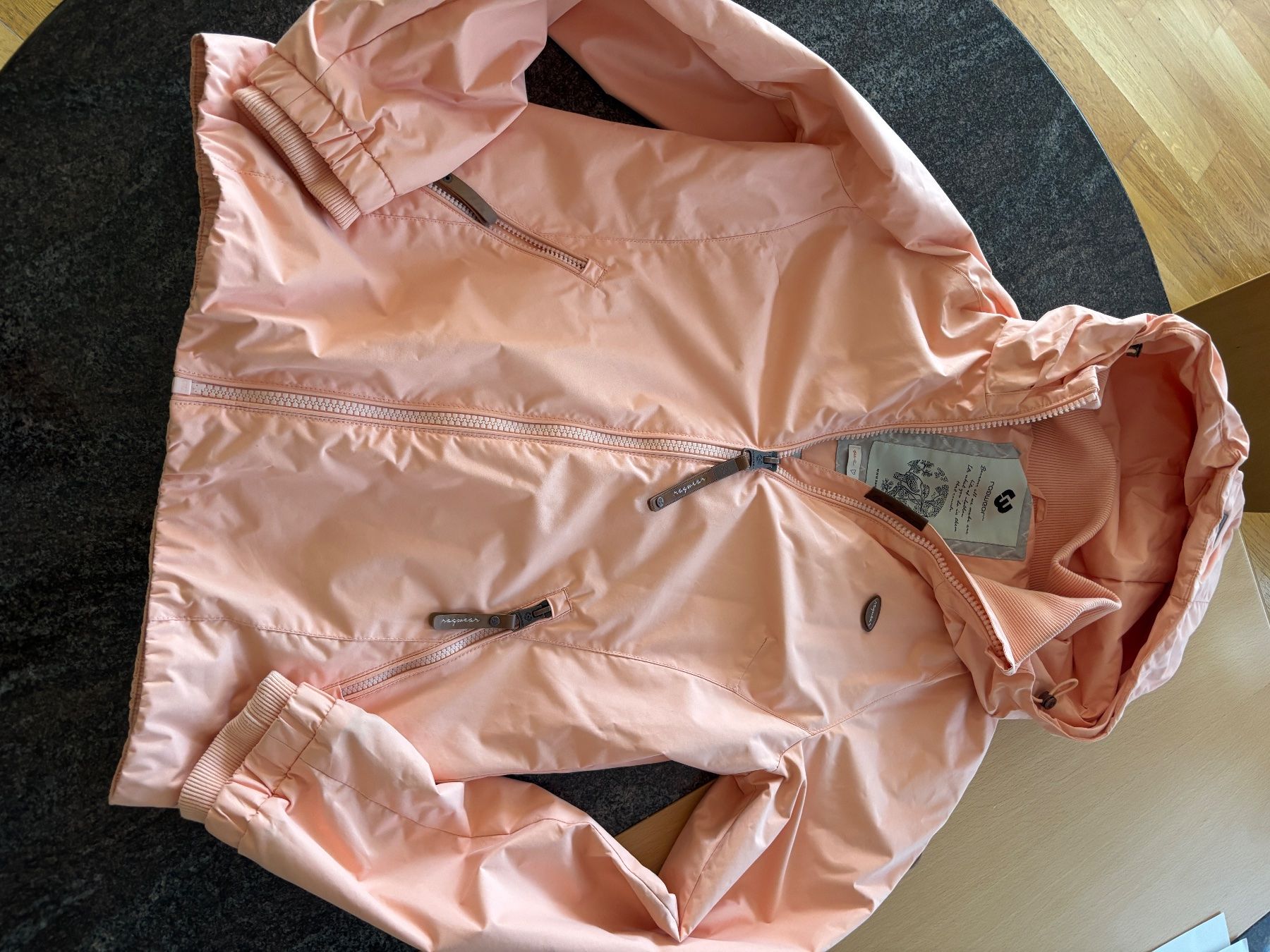 Ragwear Vestes: Ragwear Jacke Gr. L – D'occasion à Hasliberg-Hohfluh par Adbu13