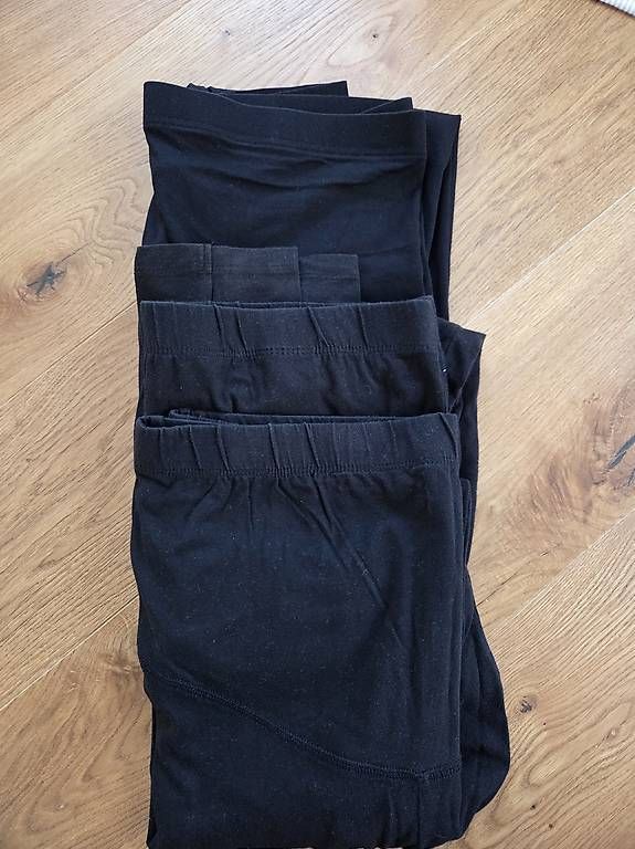 Lotti di vestiti: Umstandsmode Gr. M/L – Usato da Igis venduto da dani.93 3