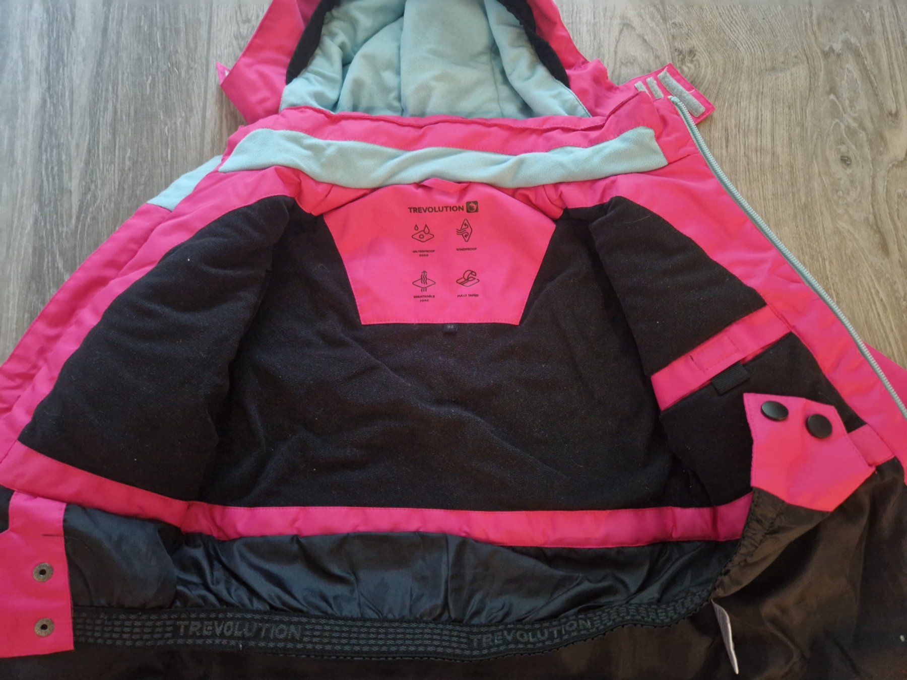 Trevolution Giacche & Cappotti: Ski-/Winterjacke Trevolution Gr. 98 – Usato da Niederhünigen venduto da SnowboardJu 1