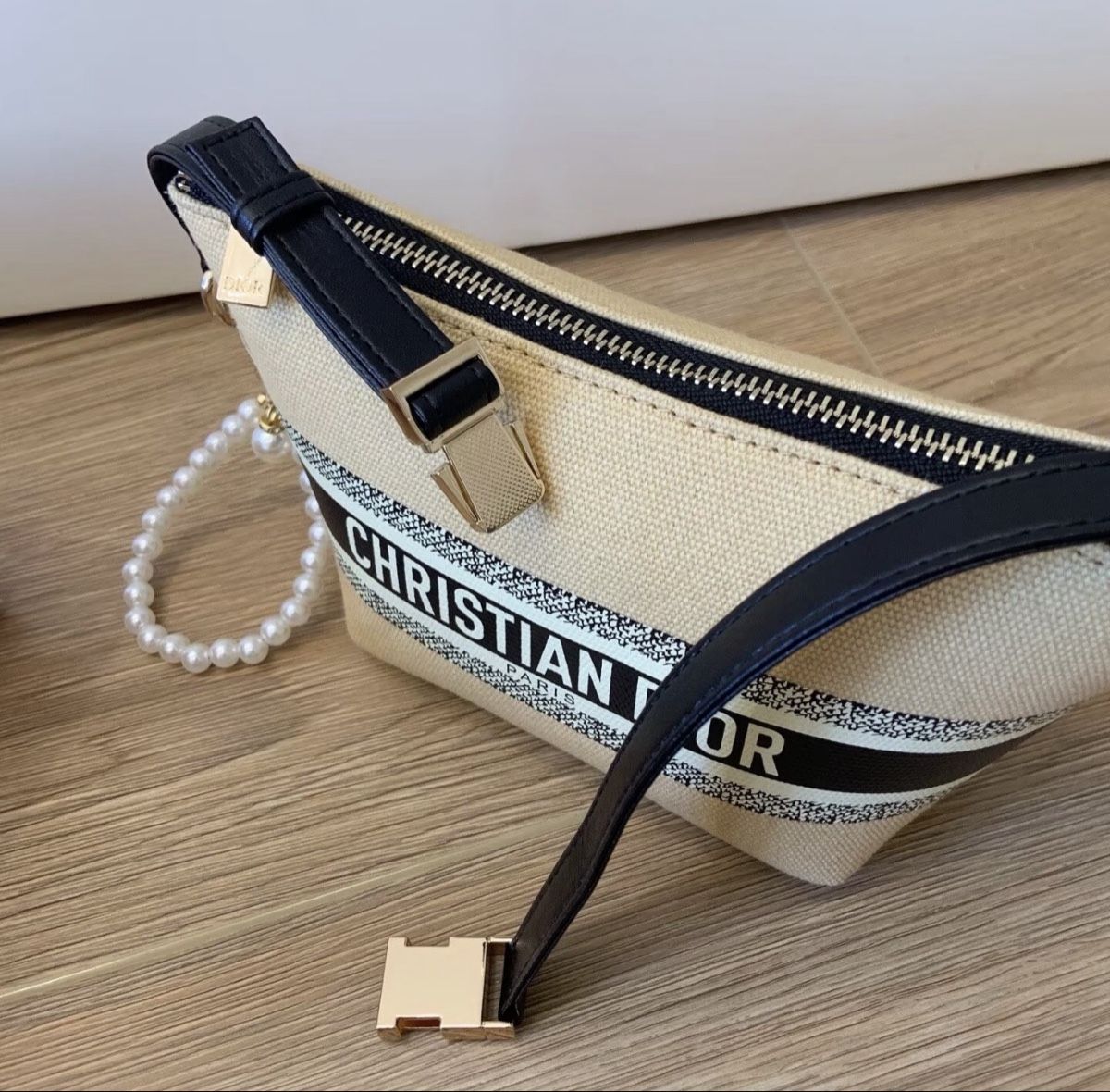 Borse: Dior cosmetics Tasche Mini Bag with shoulder strap – Nuovo e nell'imballaggio originale da Chur venduto da Madeys 5