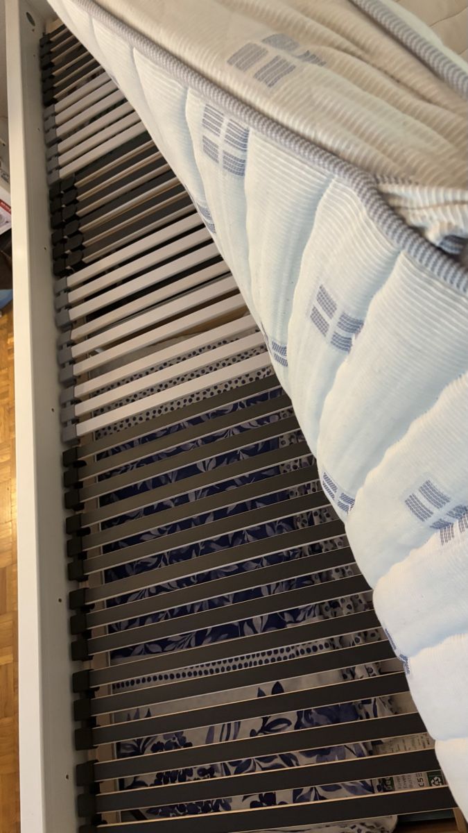 Betten: Lit Idanäs 140x200 – Gebraucht aus Genève von Leow1208 1