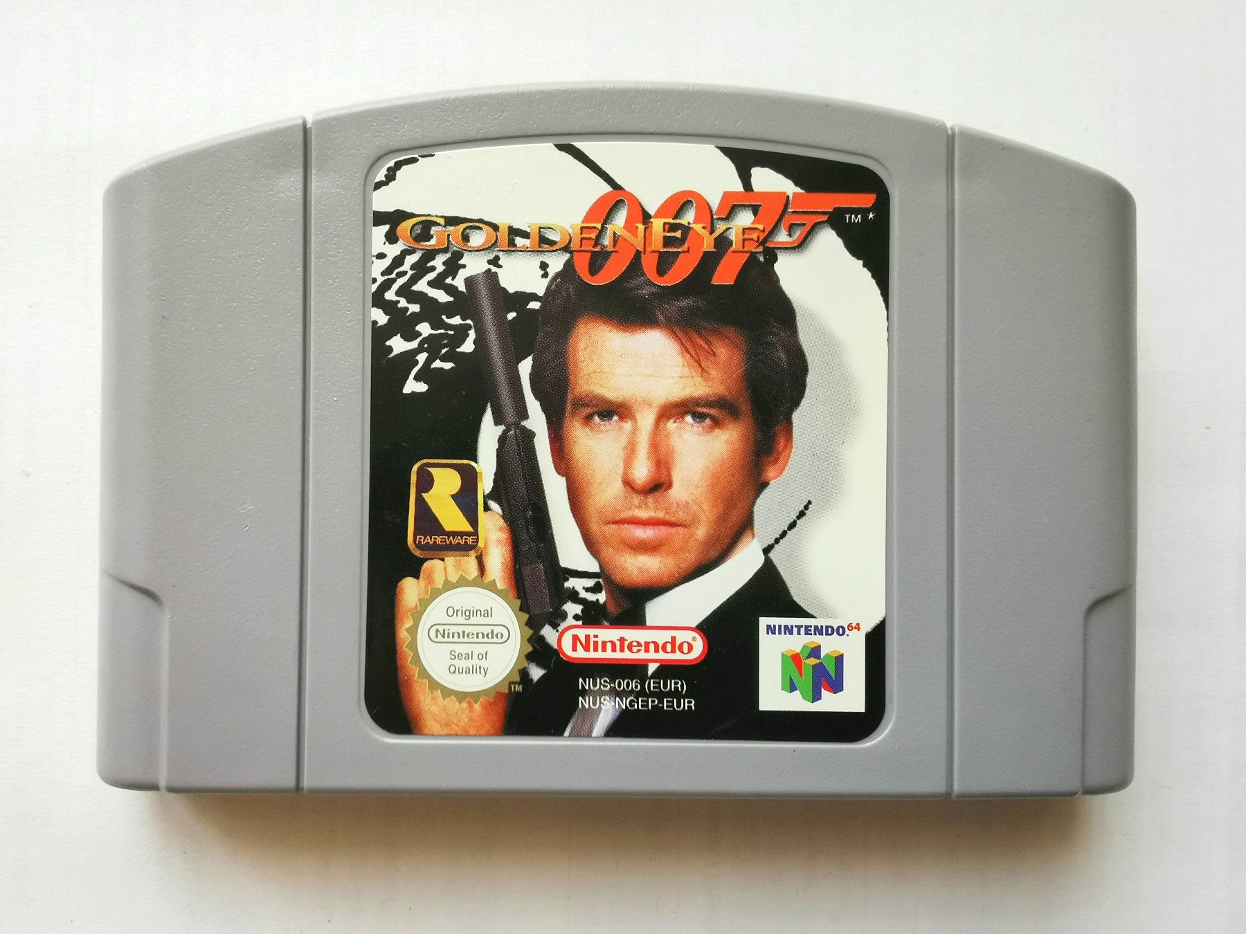 Nintendo Giochi: Golden Eye 007 - Nintendo 64 – Usato da Basel venduto da Scarrabus