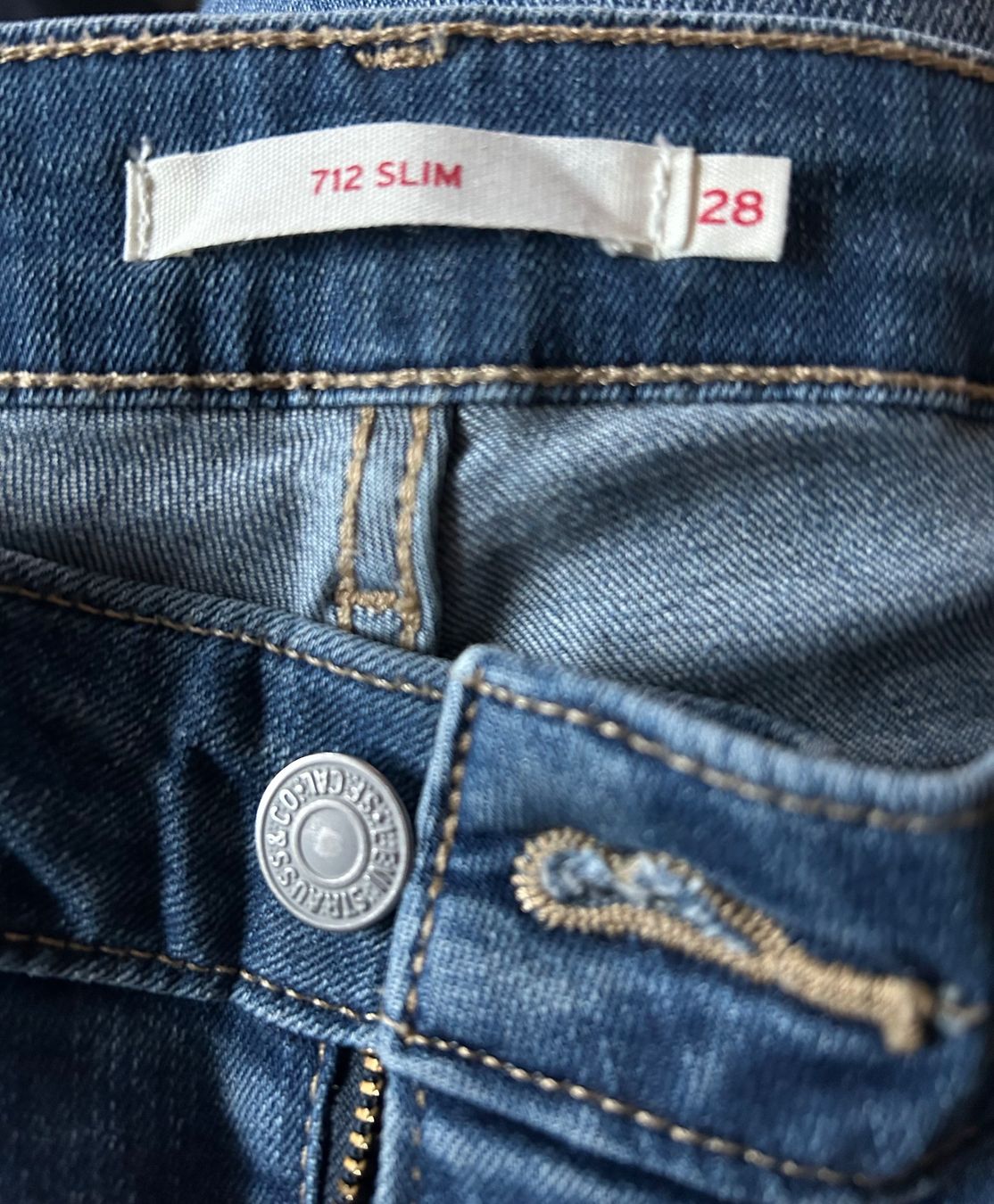 Levi's Jeans: Levi Strauss Damen Jeans – Usato da Steffisburg venduto da Maratsch 3