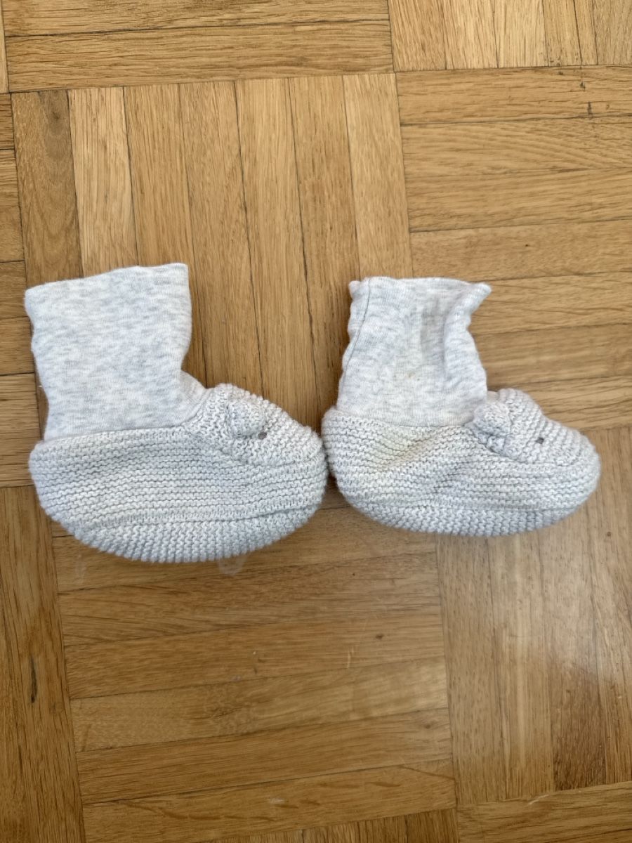 Lotti & Set di vestiti: Winter Baby Bundle: Snowsuit, Converse, Adidas & Booties! – Usato da Basel venduto da Ninot 9