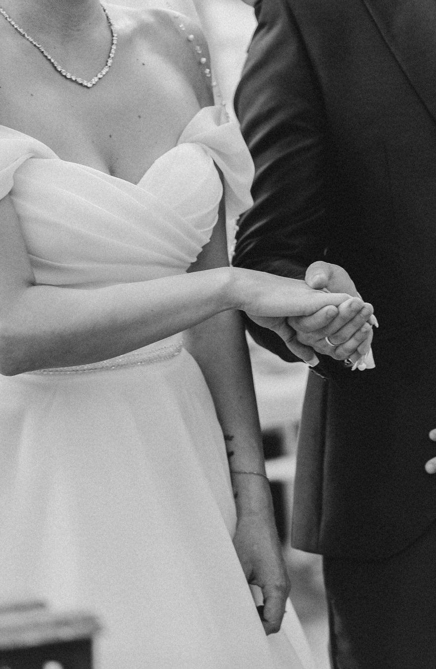 Kleider: Secondhand Brautkleid von Mary's, Grösse 36-38 – Gebraucht aus Brunnen von Herzig-Brautmode 2