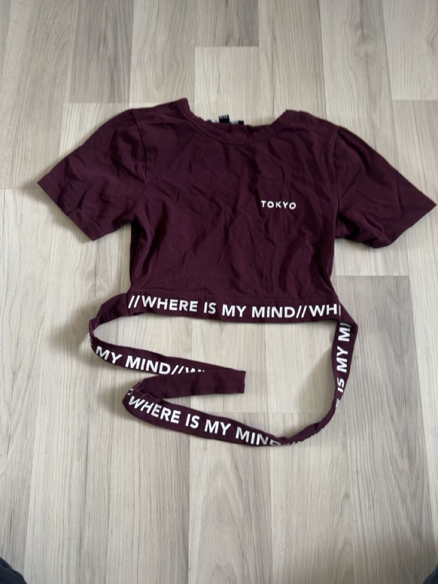 Tally Weijl Top: Tally Weijl Crop Top – Usato da Davos Platz venduto da ang_m2dp